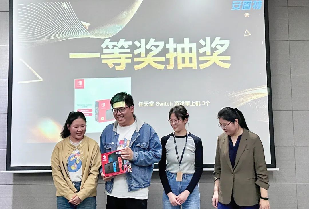 网站5.jpg